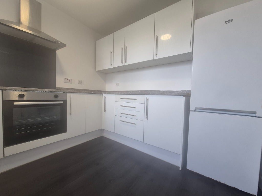 Flat Kelburn Court in Largs