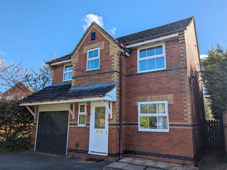 House Gunnell Close in Kettering