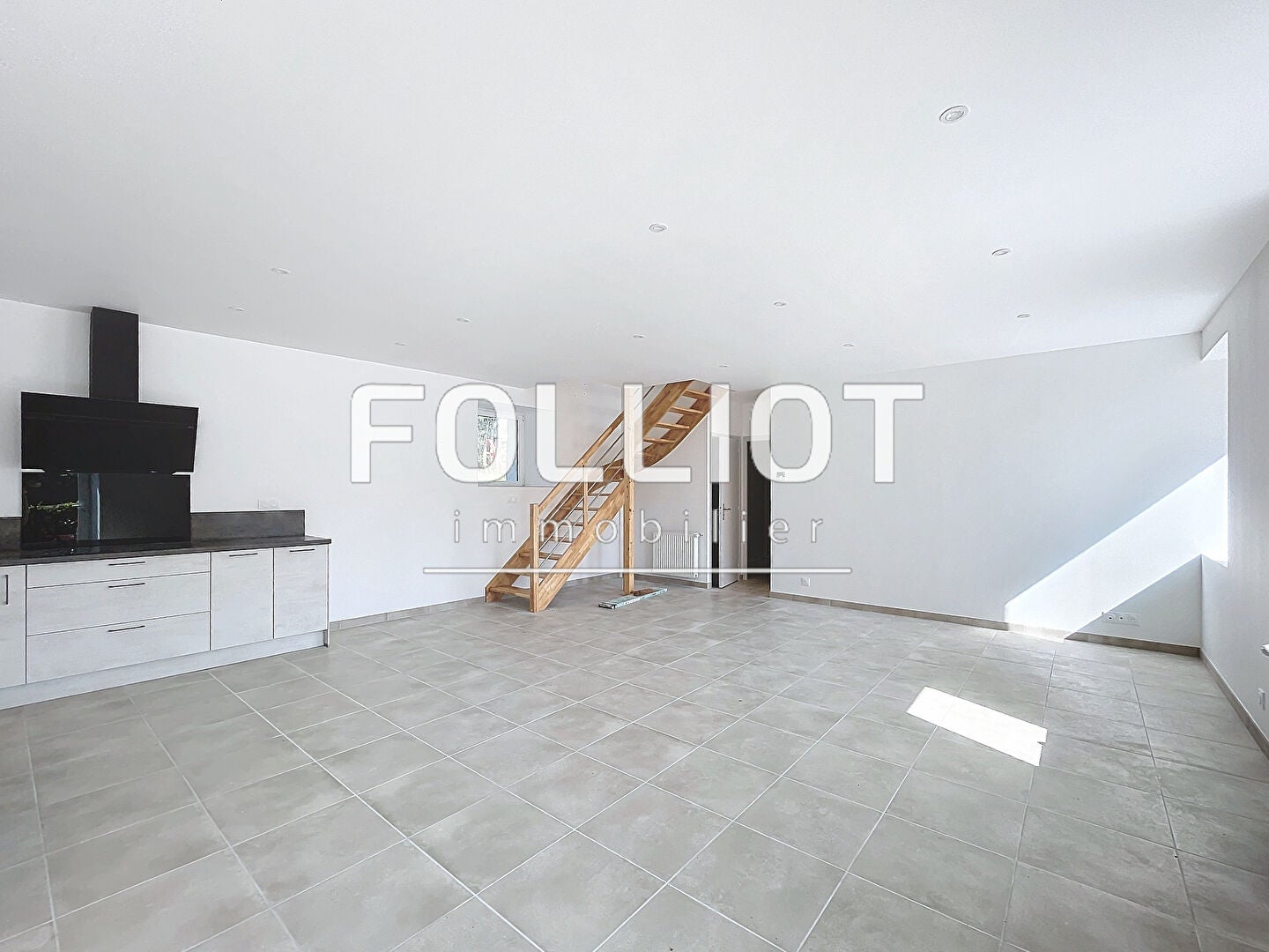 House Rue Maurice Marland in Donville-les-Bains