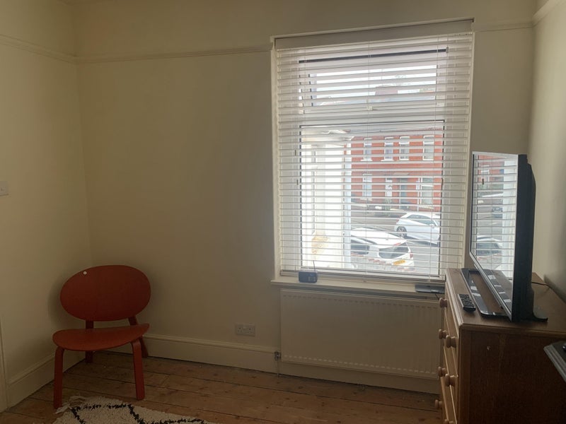 Room Bruce Street in Cardiff