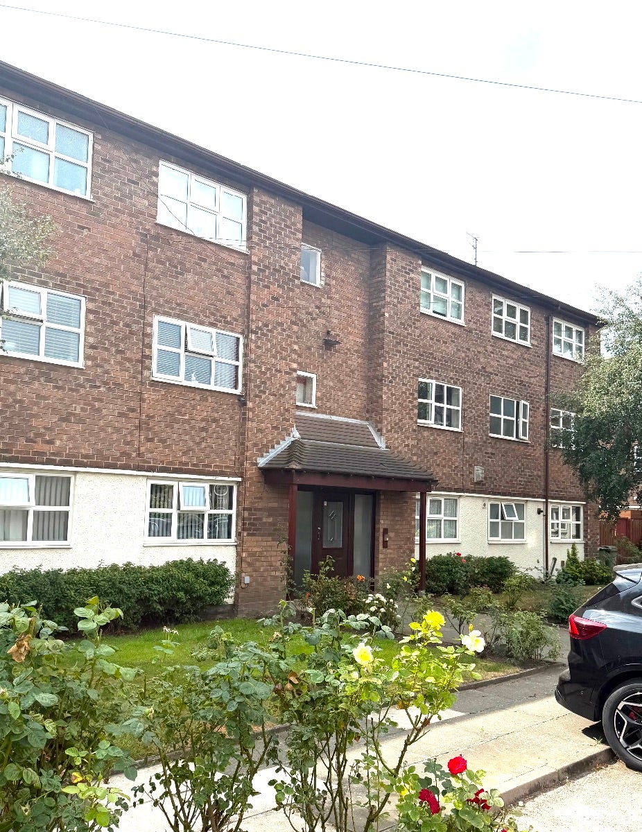Flat Chaucer Street in Bootle