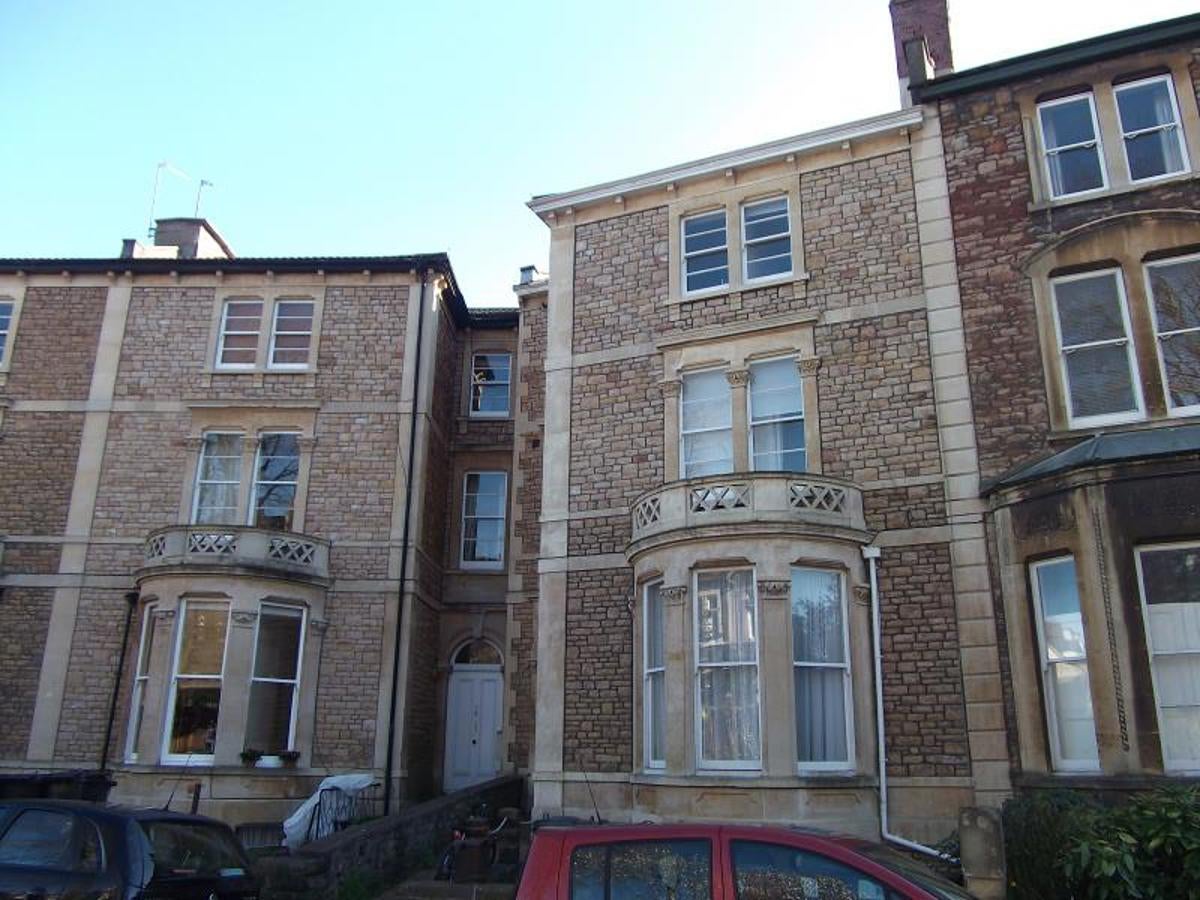 Flat Whatley Road in Bristol