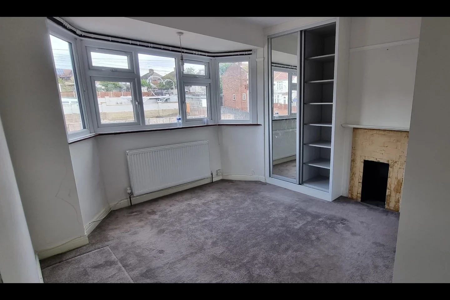 House Tokyngton Avenue in Greater London