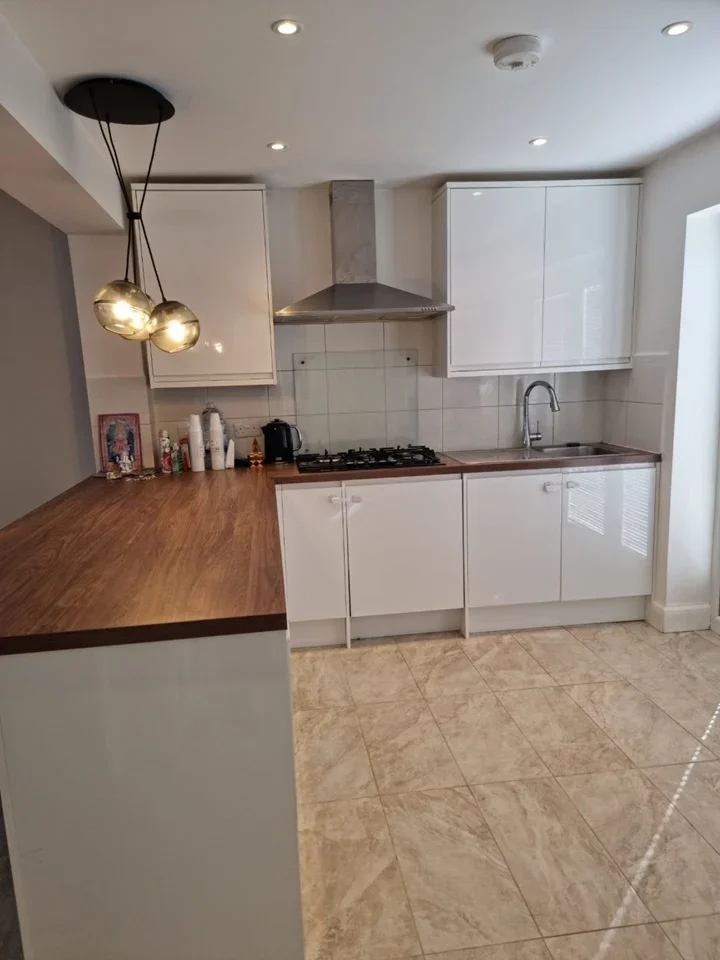 House Tokyngton Avenue in Greater London