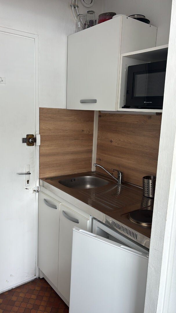 Flat Avenue Georges Lasserre in Talence
