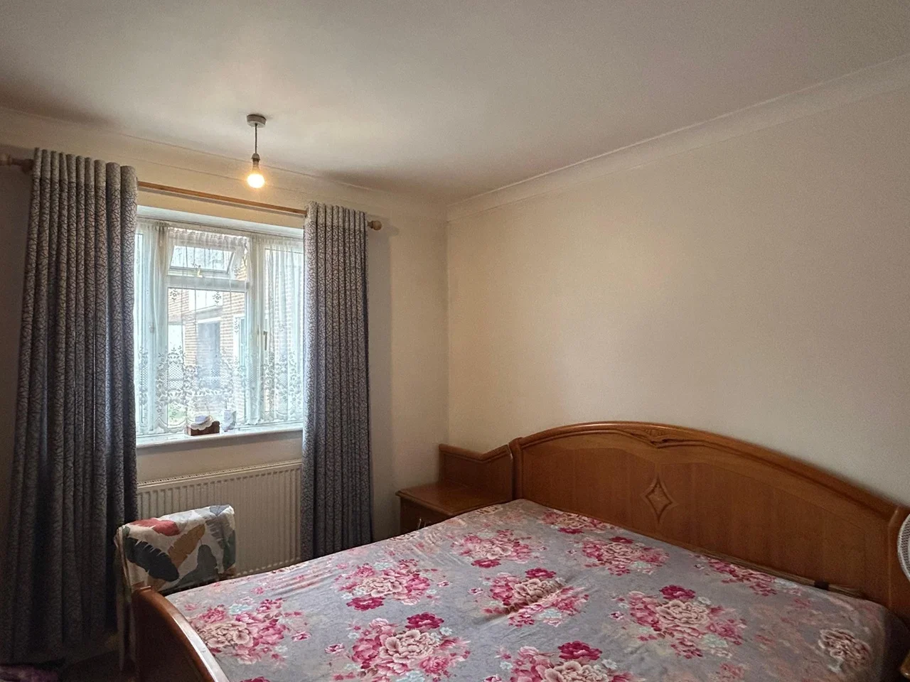 Flat Suffolk Court in Greater London