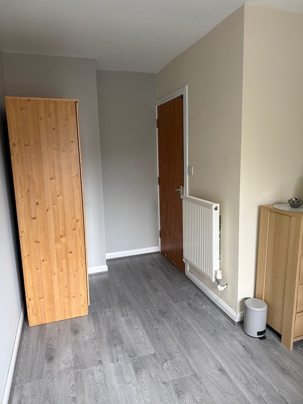 Room Highbridge Road in Dudley