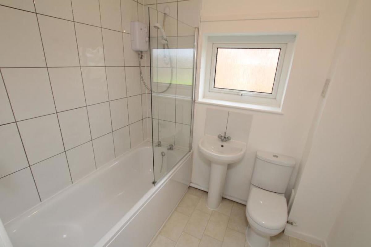 Flat Great Meadow Road in Bradley Stoke