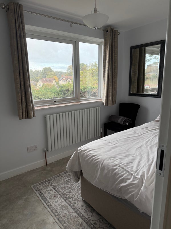 Room Willowdene Court in Brentwood