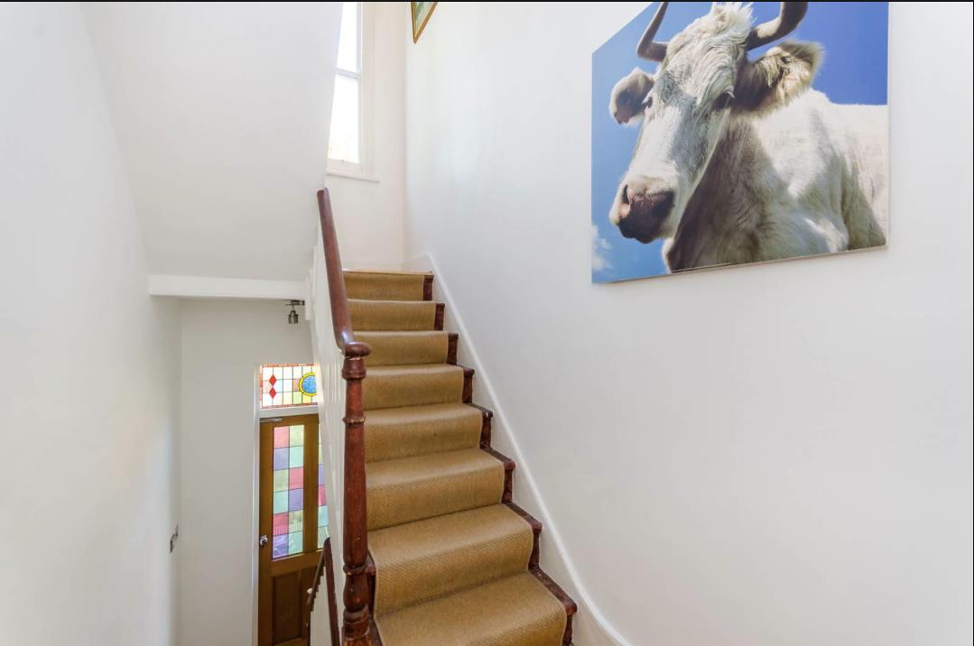Flat Elmore Street in Greater London