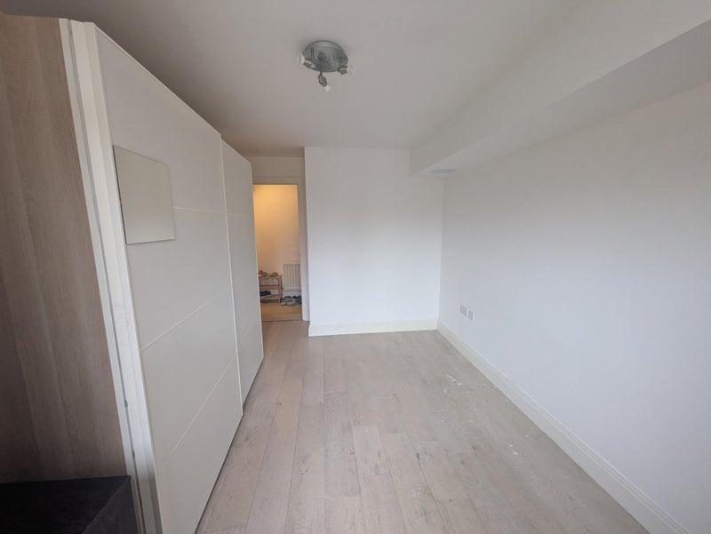Room Streamline Mews in Greater London