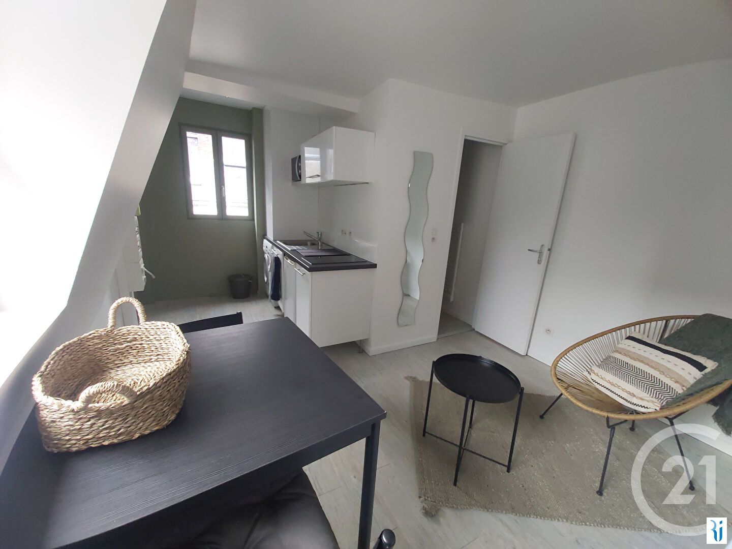 Flat Rue du Gros-Horloge in Rouen