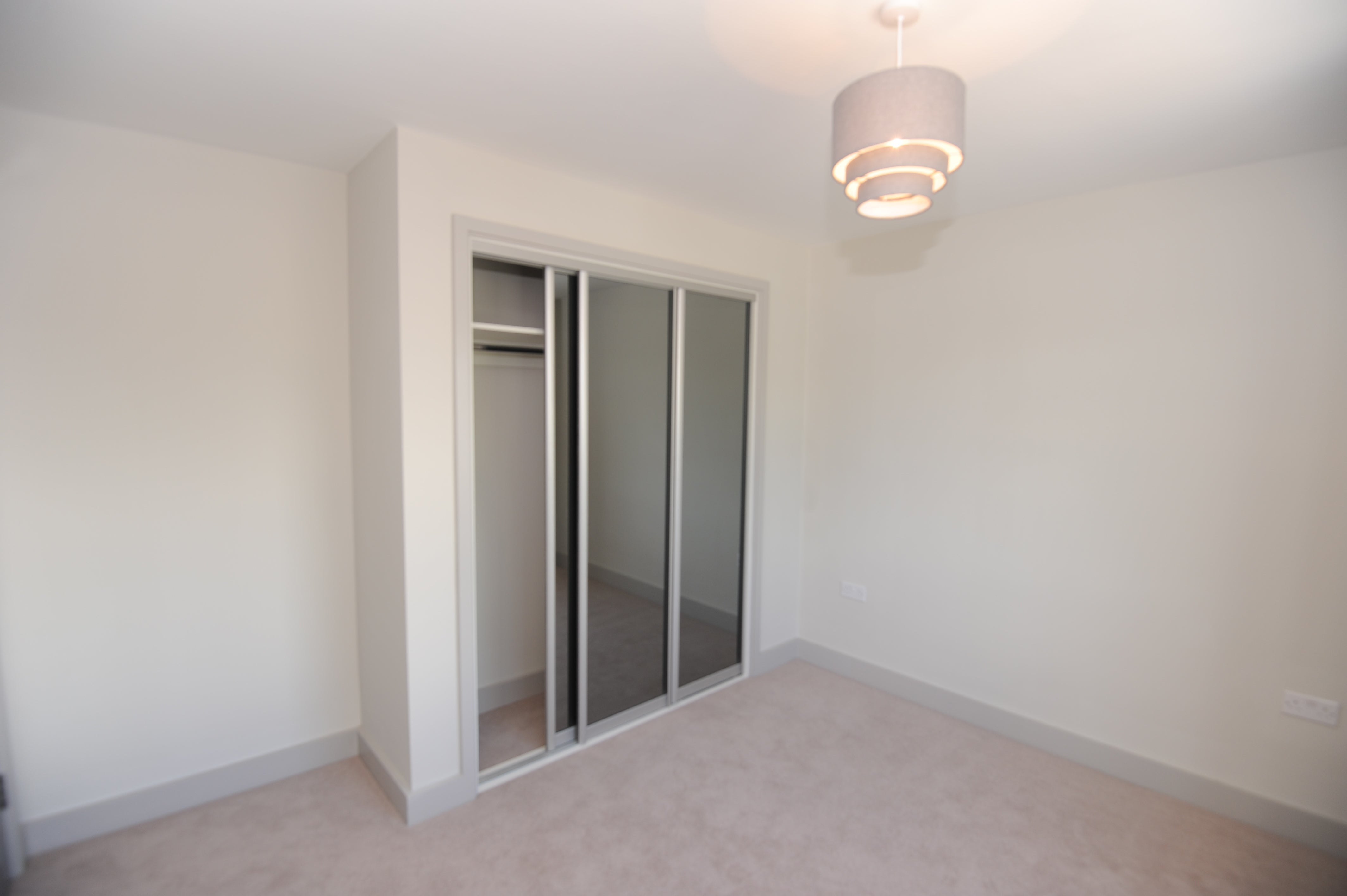 Flat Perne Road in Cambridge