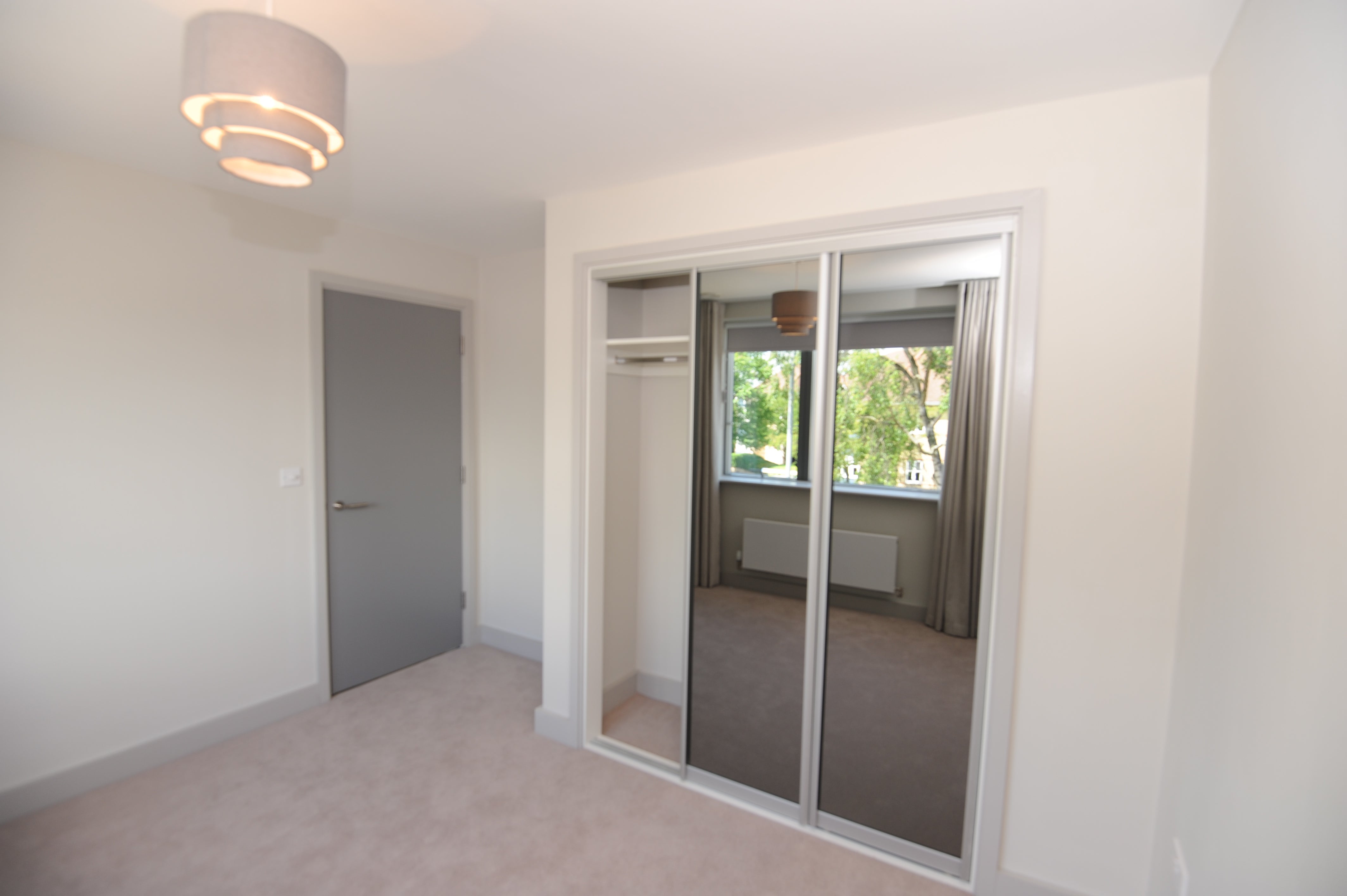 Flat Perne Road in Cambridge