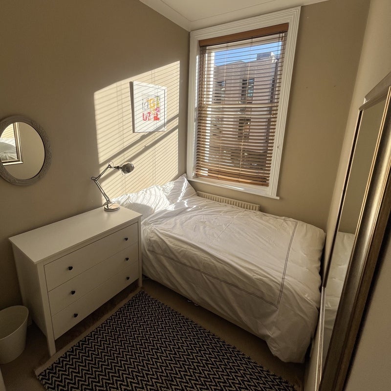 Room Northcote Road in Greater London