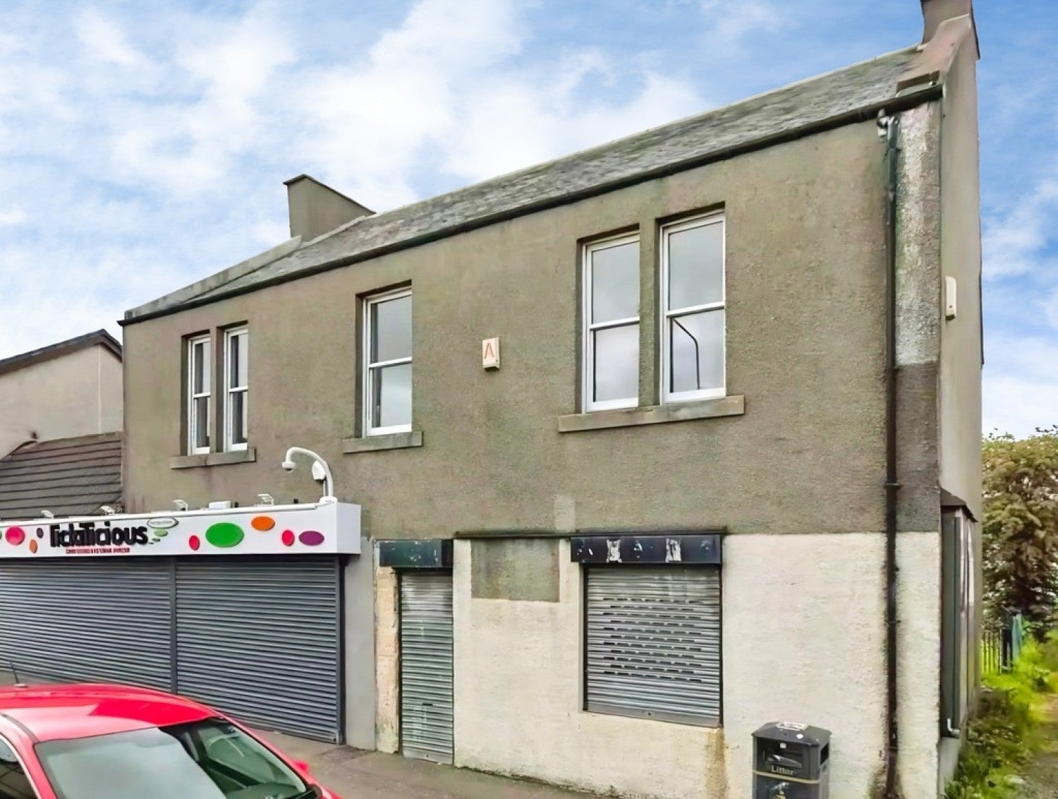 Flat West Main Street in Whitburn