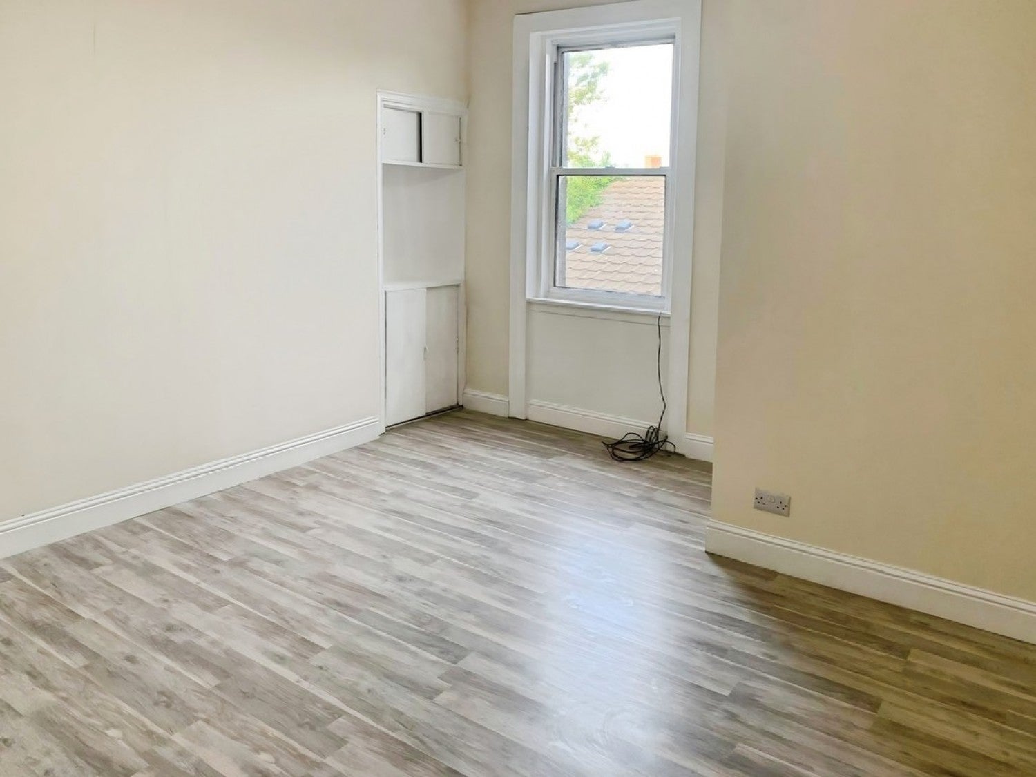 Flat West Main Street in Whitburn
