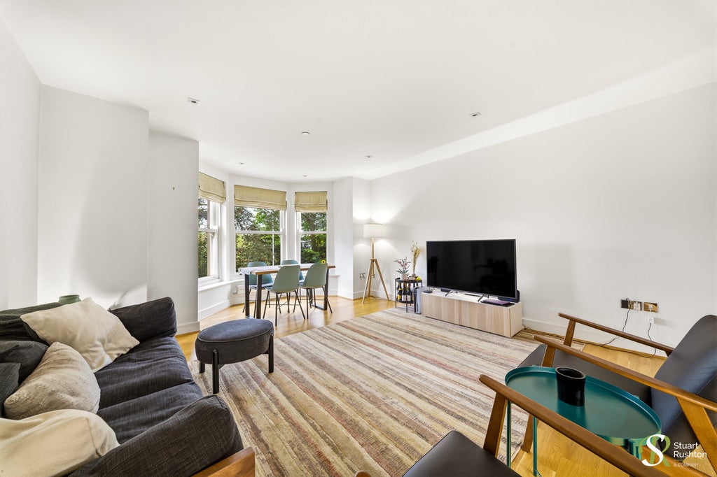 Flat Trevone Close in Knutsford