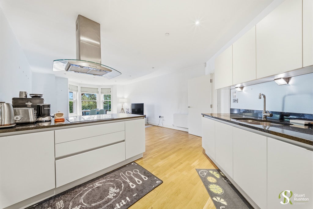 Flat Trevone Close in Knutsford