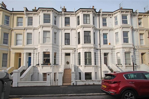 Flat Norton Road in Portslade by Sea