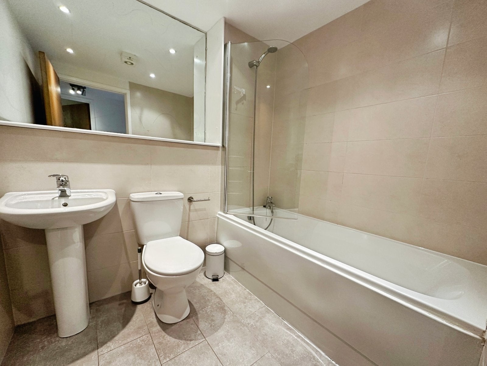 Flat Back York Place in Leeds