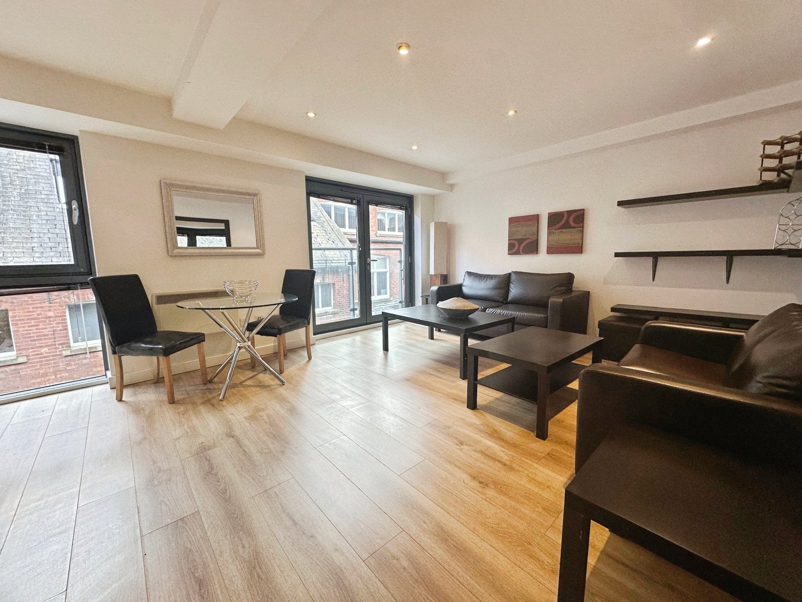 Flat Back York Place in Leeds