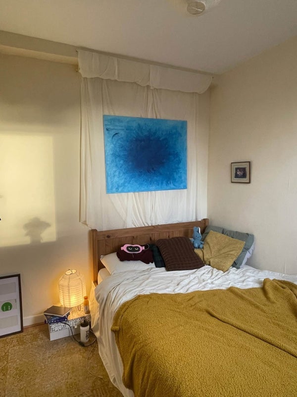 Room Ellsworth Street in Greater London
