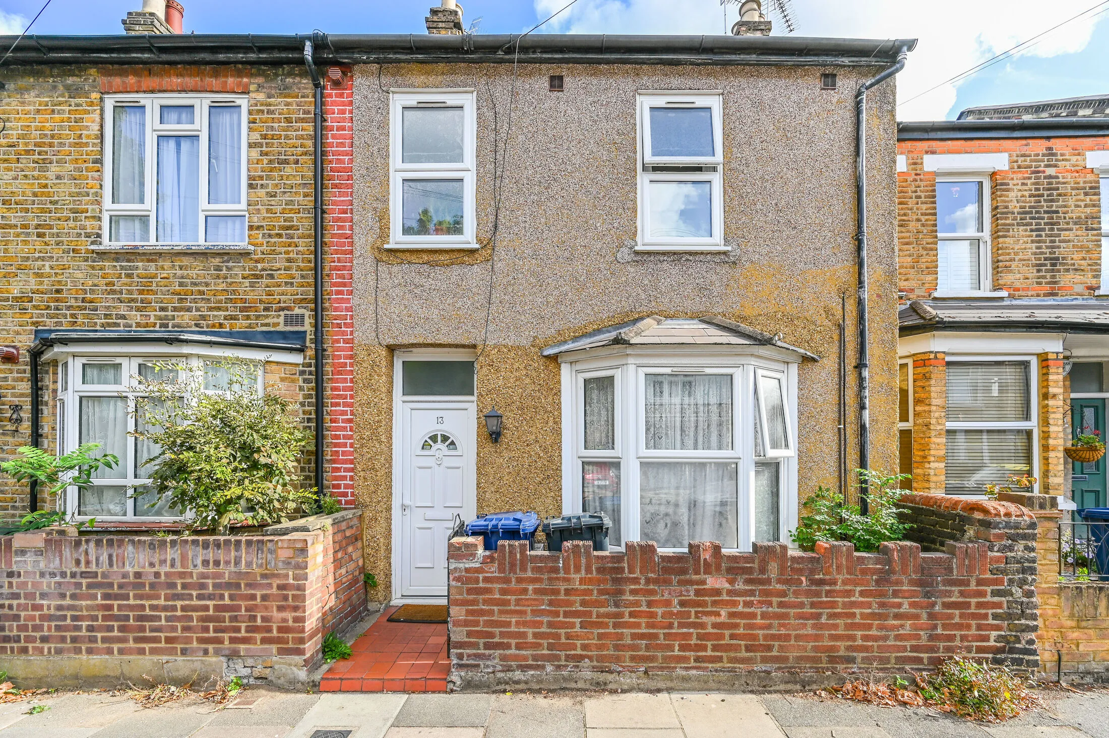 House Grosvenor Road in Greater London