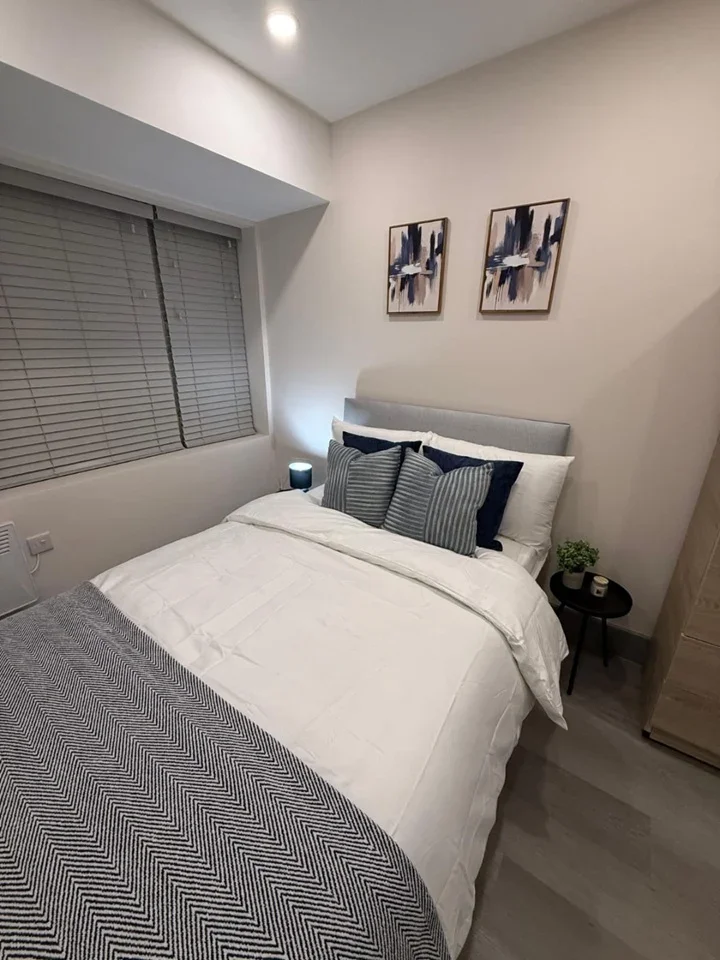Room West End Lane in Greater London