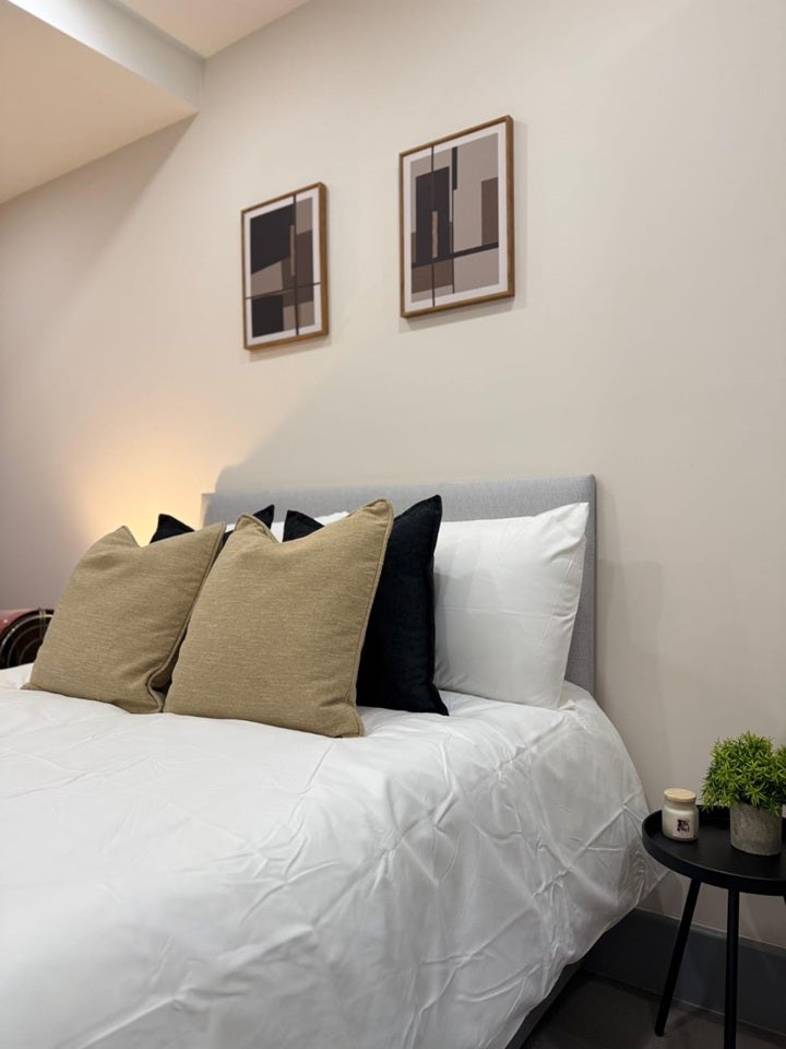 Room West End Lane in Greater London