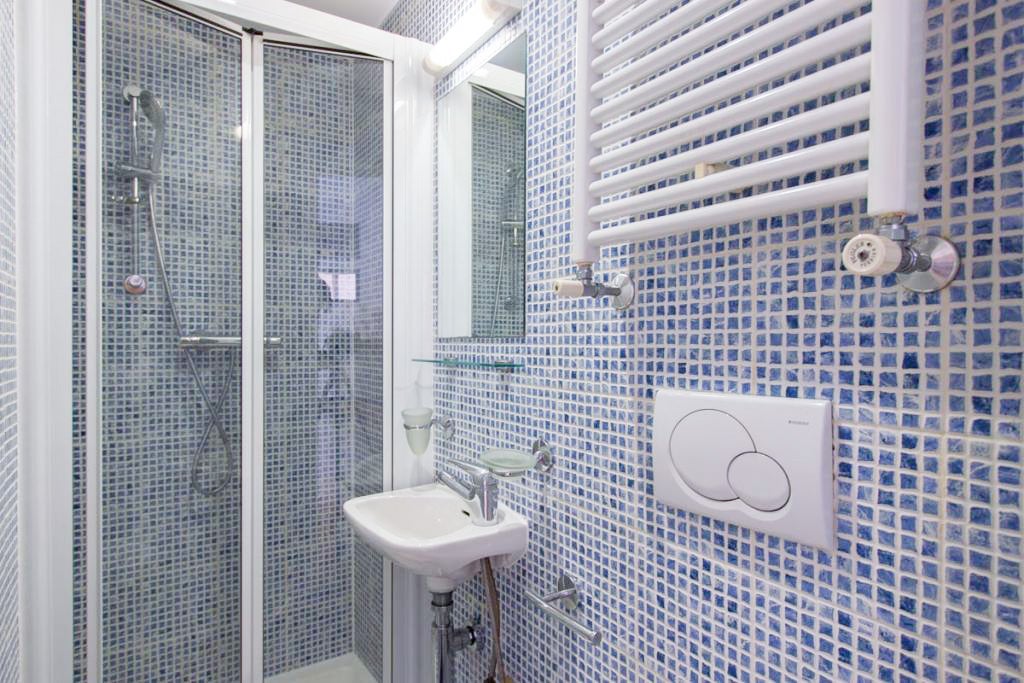 Flat Finchley Road in Greater London