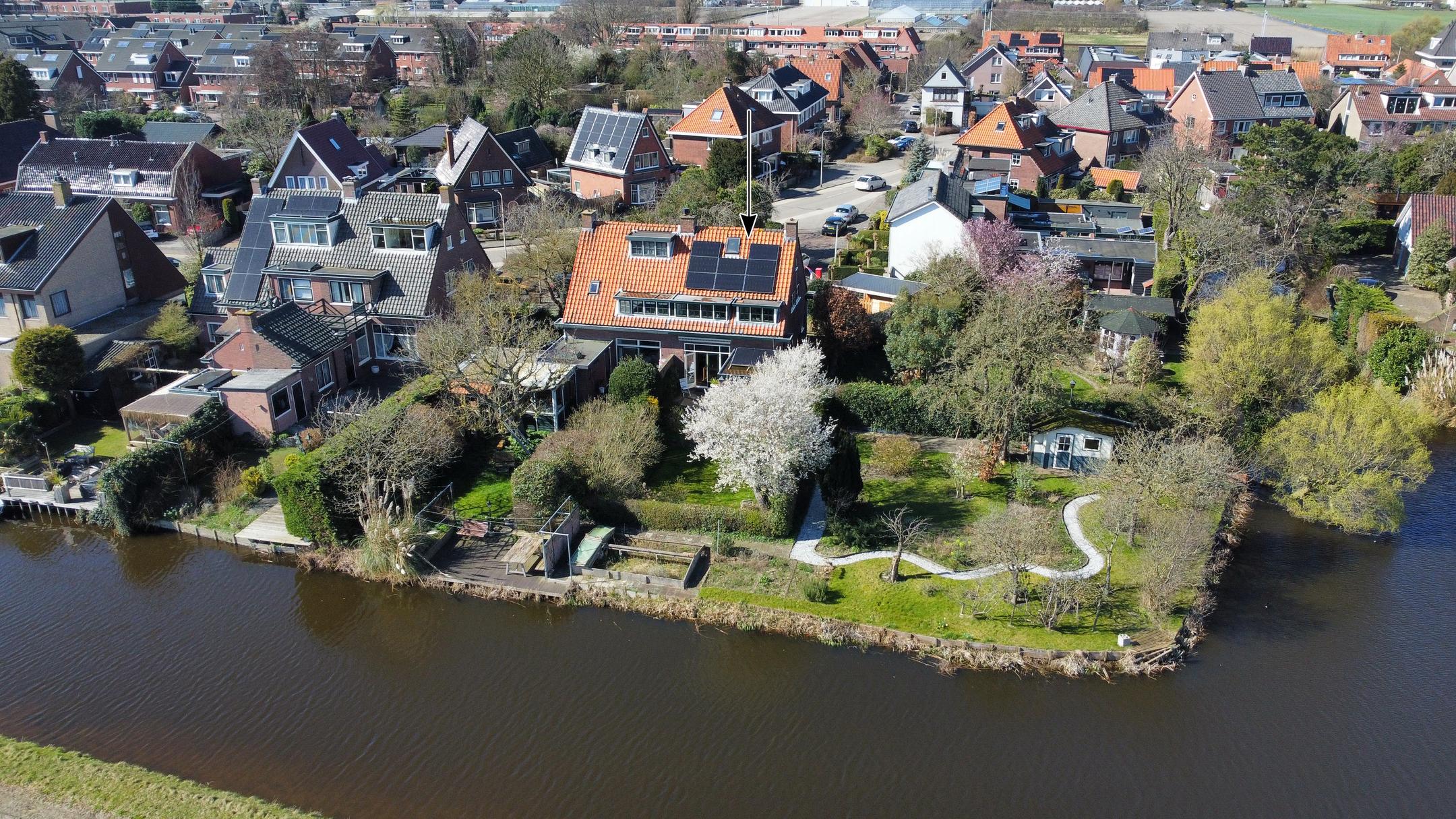 Huis 2e Loosterweg 143 in Hillegom