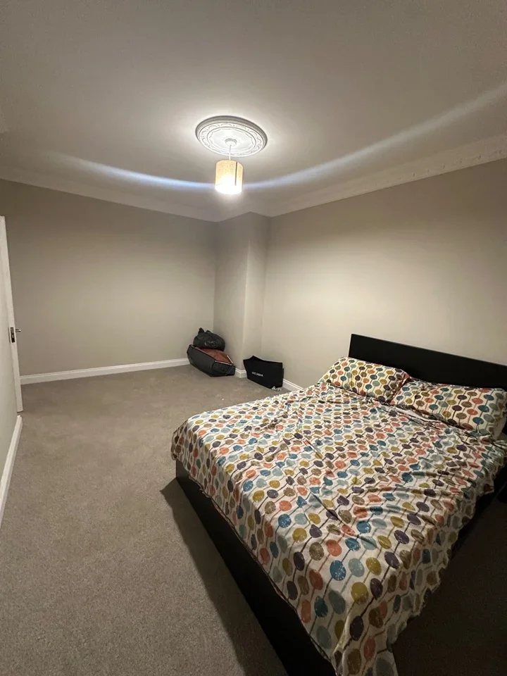 Room Heathway in Greater London