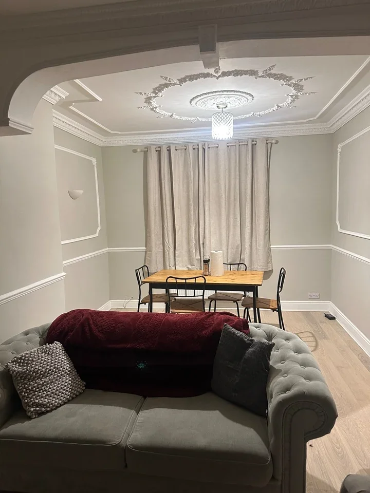 Room Heathway in Greater London