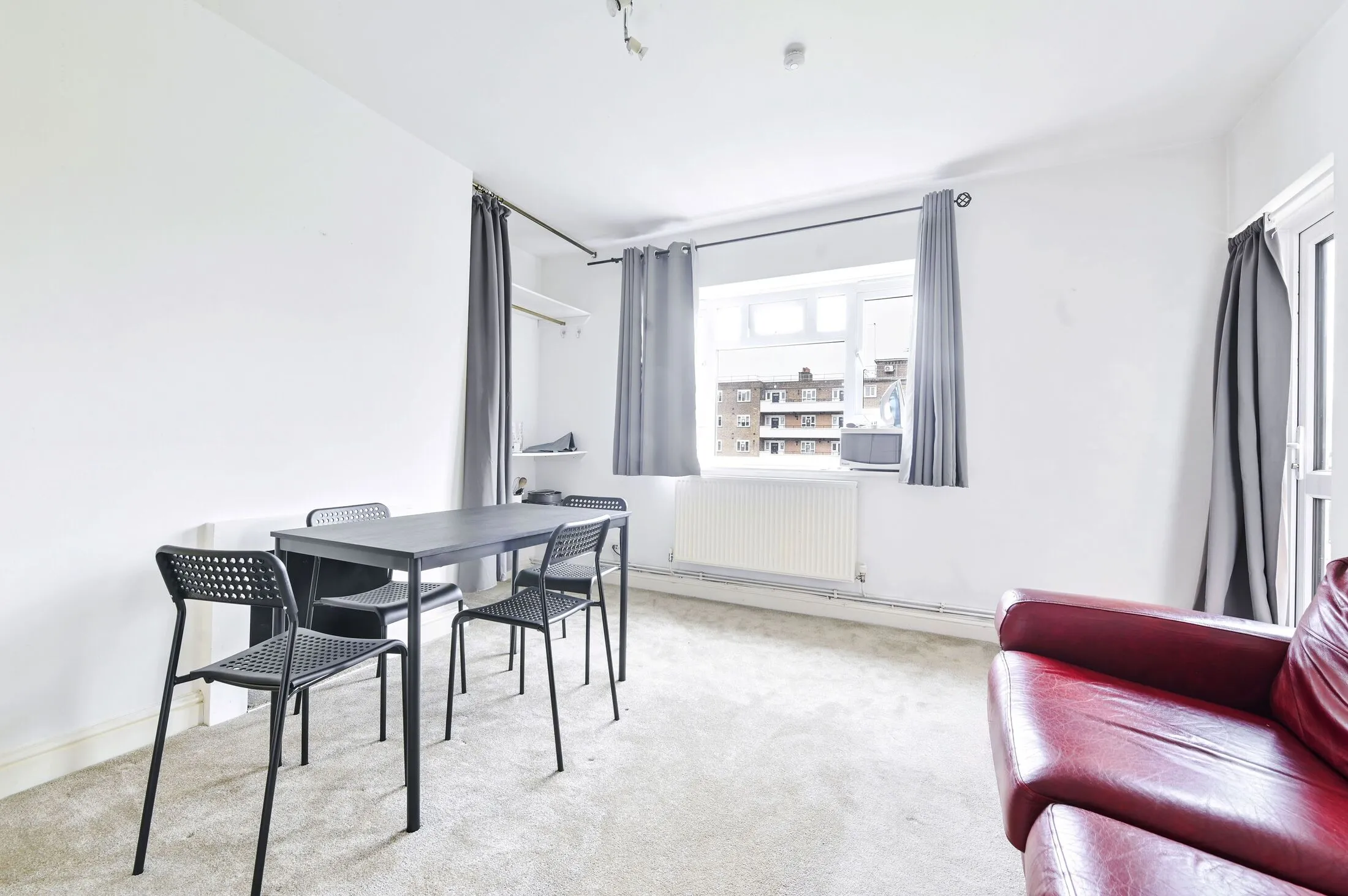 Flat Sulivan Court in Greater London
