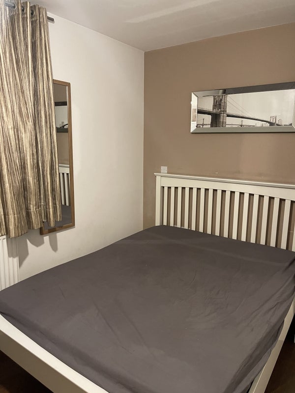 Flat Talgarth Road in Greater London