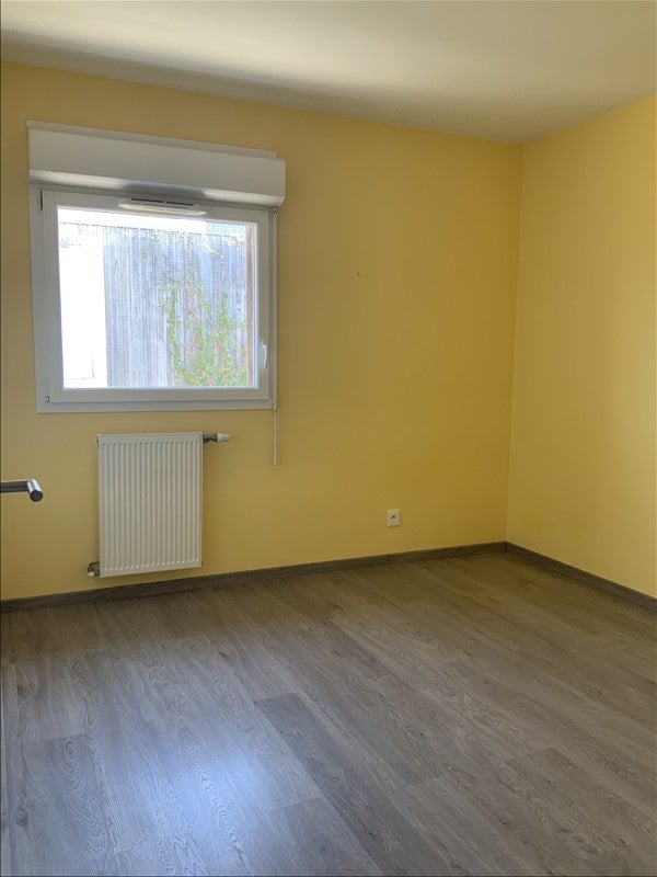 Flat Allée Aimé Césaire in Pessac