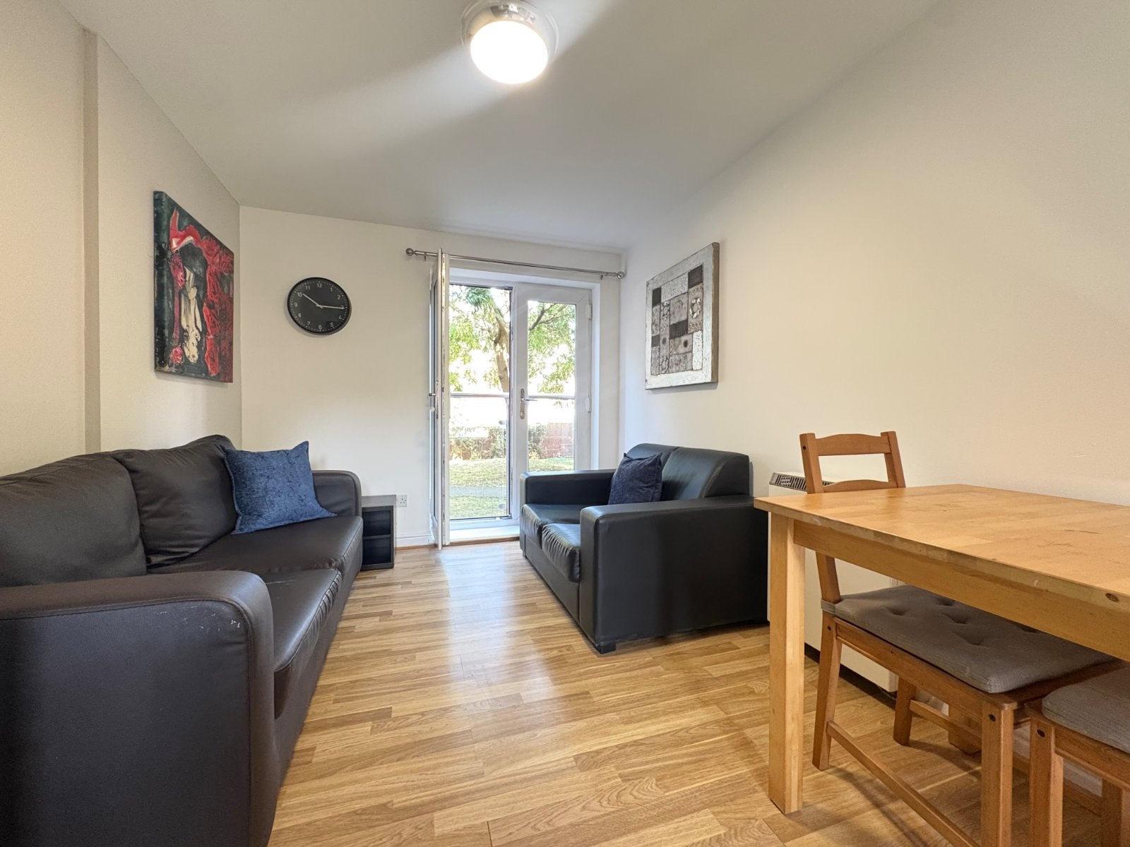 Flat Midland Road in Leeds