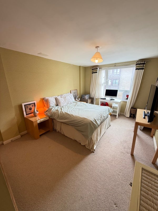 Room West Tollcross in City of Edinburgh