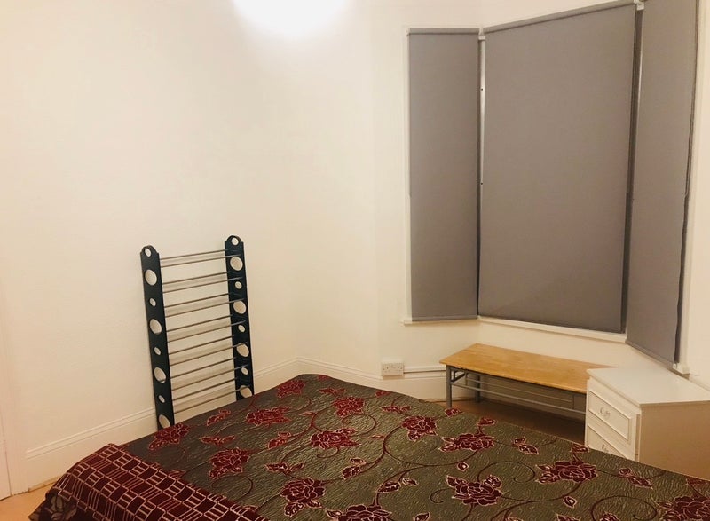 Room Elsham Road in Greater London