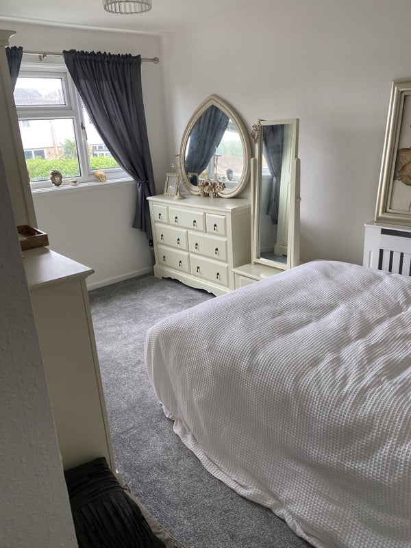 House Guilfords in Harlow