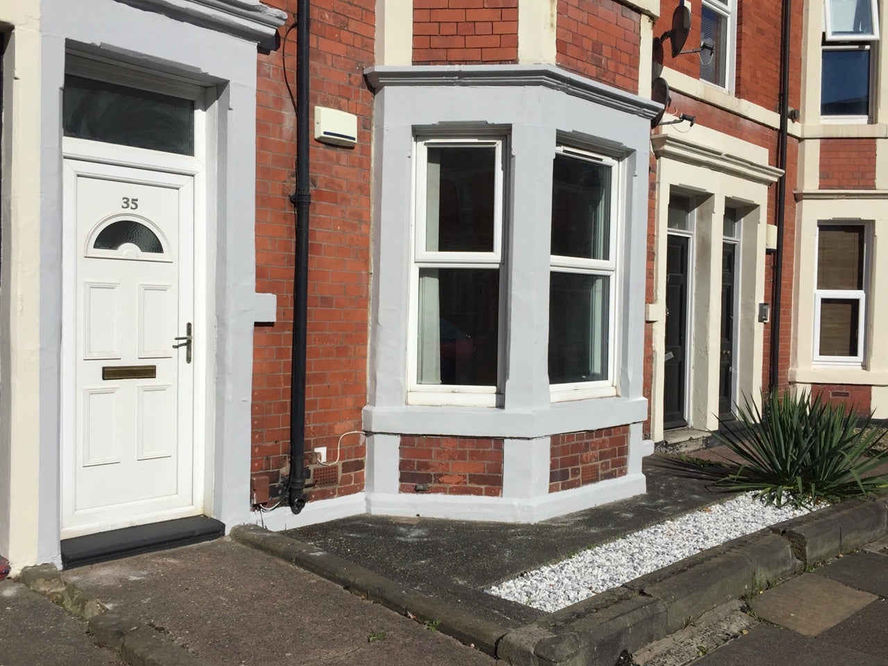 Flat Forsyth Road in Newcastle upon Tyne