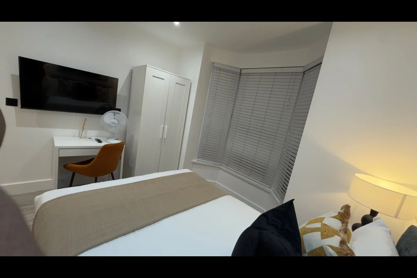 Room Albert Square in Greater London