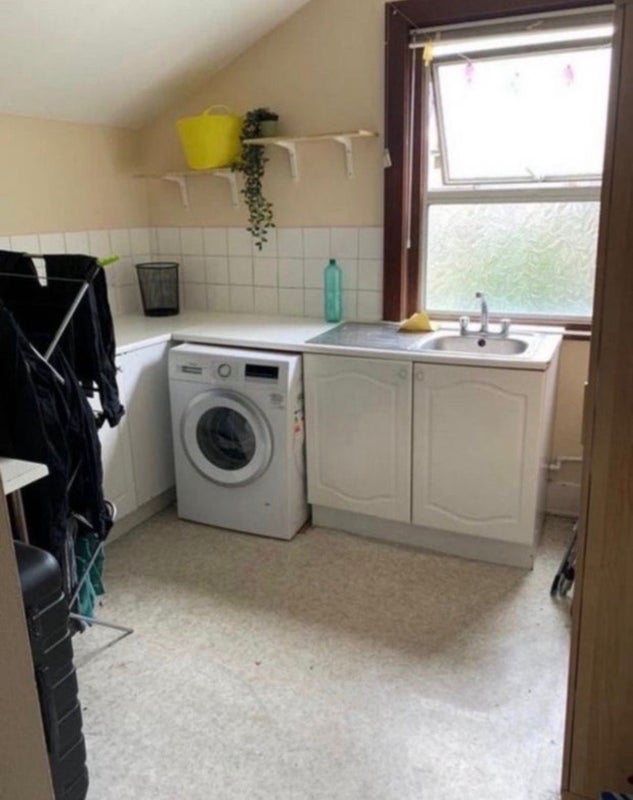 Room Benthal Road in Greater London