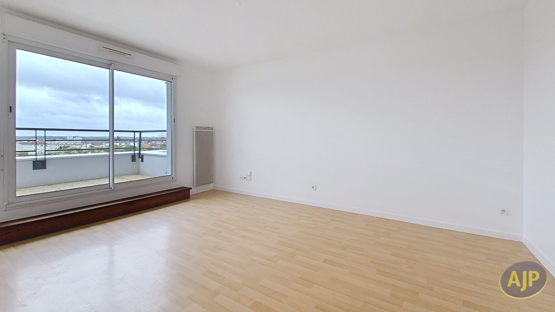 Appartement D 11 à Nuret-le-Ferron
