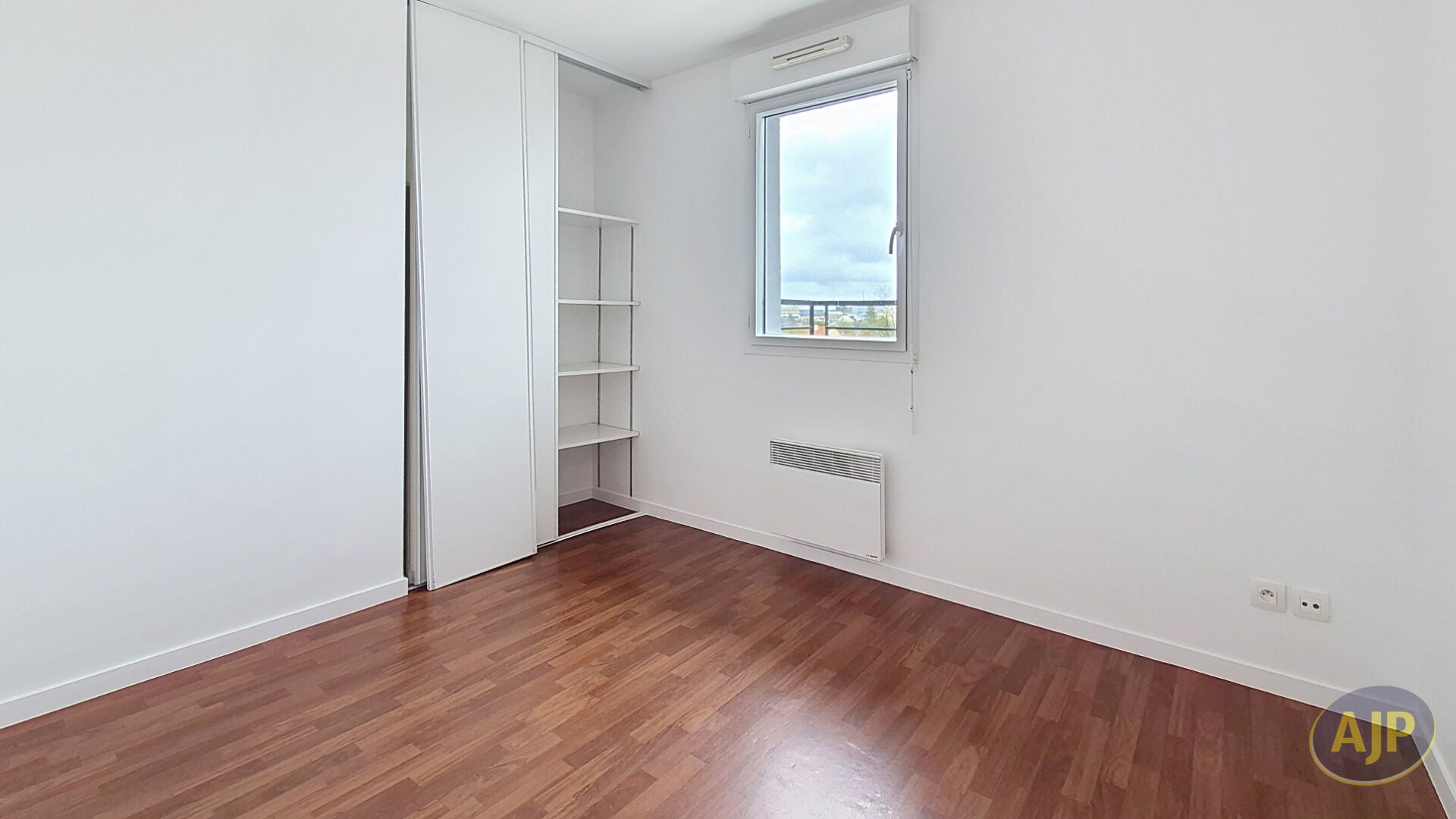 Appartement D 11 à Nuret-le-Ferron