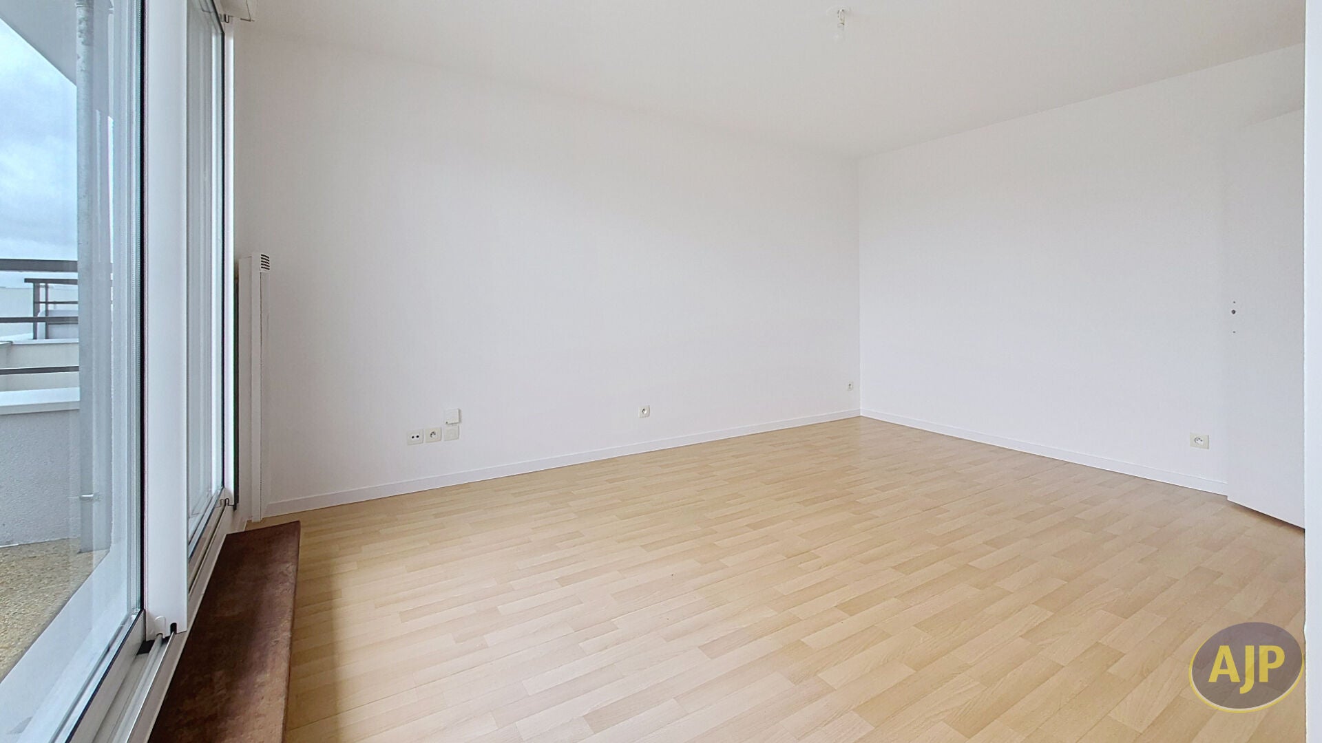 Appartement D 11 à Nuret-le-Ferron