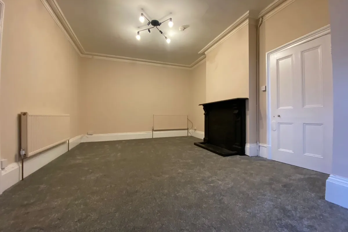 Flat George Street in Wyre Forest
