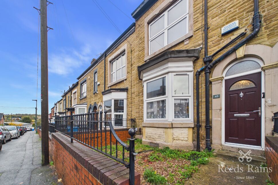 House Fieldhead Road in Sheffield