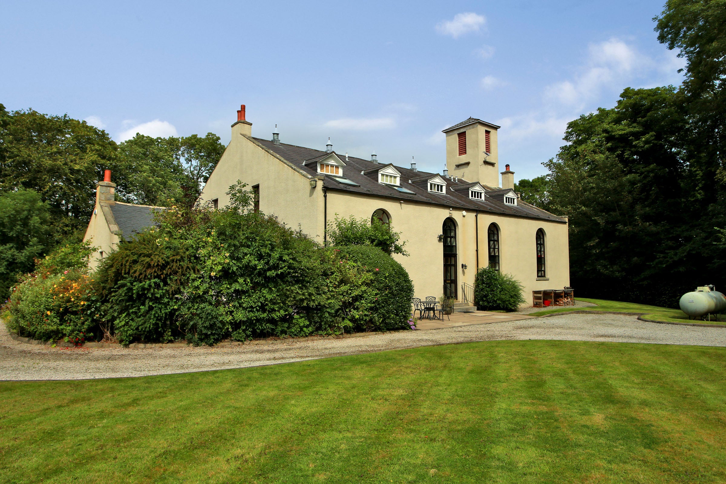 House Inchgarth Road in Aberdeen City